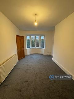 2 bedroom flat to rent, St. Julien Gardens, Wallsend, NE28