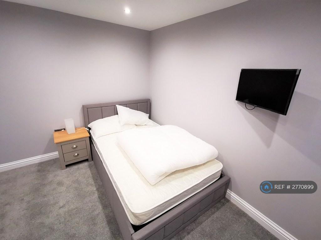 Spacious Bedrooms