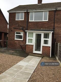 3 bedroom semi-detached house to rent, Wensley Drive, Pontefract, WF8
