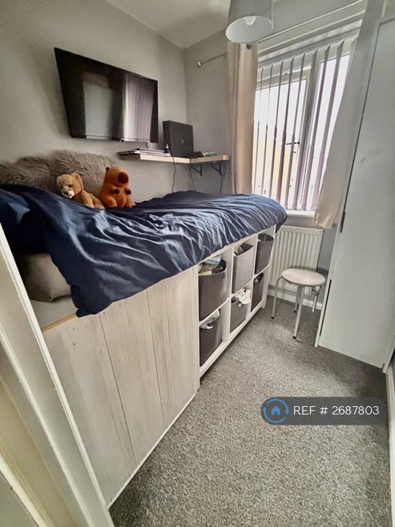 Bedroom 3 Bed Option