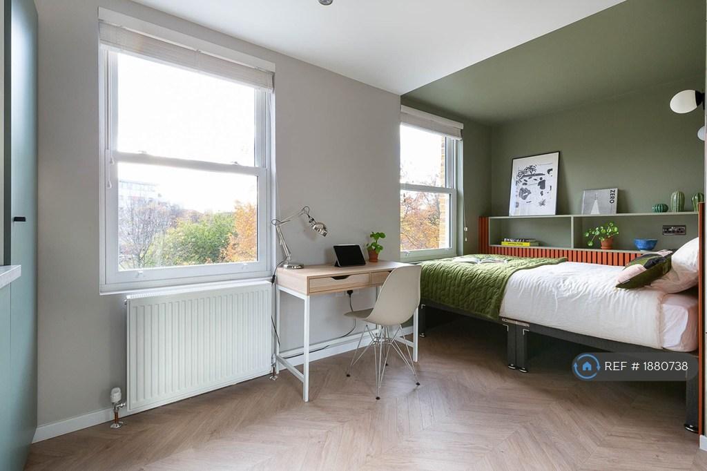 Room 4