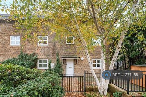 2 bedroom semi-detached house to rent, Melville Place, London, N1