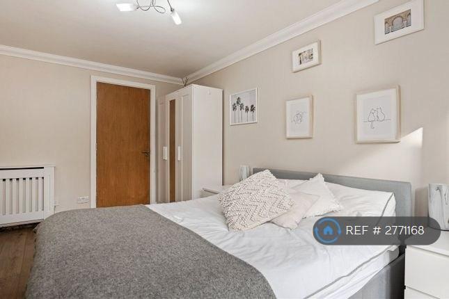 Master Room With En Suite