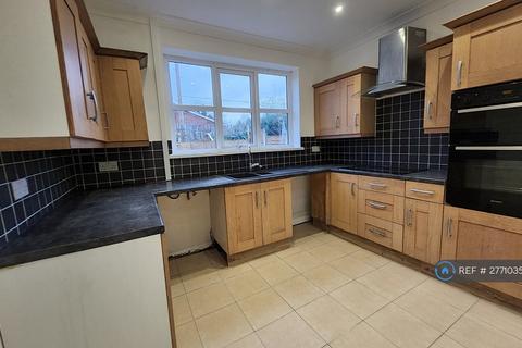 undefined, Commodore Place, Wigan, WN5