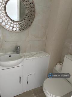 undefined, Seabrooke Rise, Grays, RM17