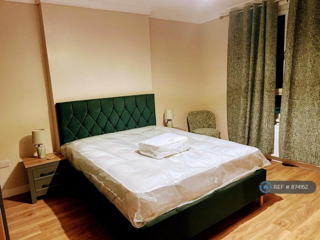 Master Bedroom 1