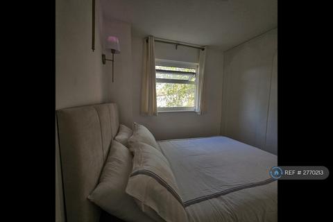 undefined, Meteor Court, Cardiff, CF24