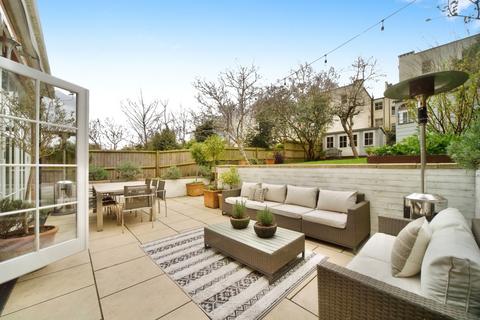 undefined, Crediton Hill, London, NW6
