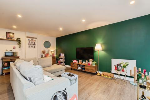 undefined, Stafford Road, Wallington, SM6
