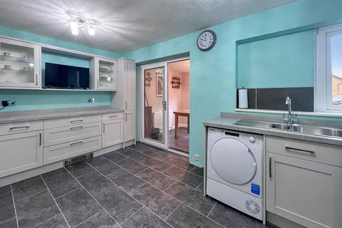 undefined, Hale End, Romford RM3