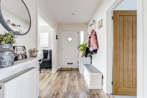 2 bedroom bungalow for sale, Glynde Avenue, Goring By Sea, Worthing, West Sussex, BN12
