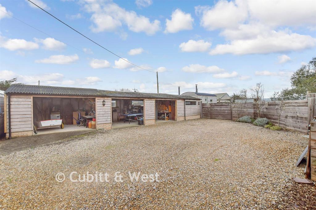 Workshop/Outbuildings