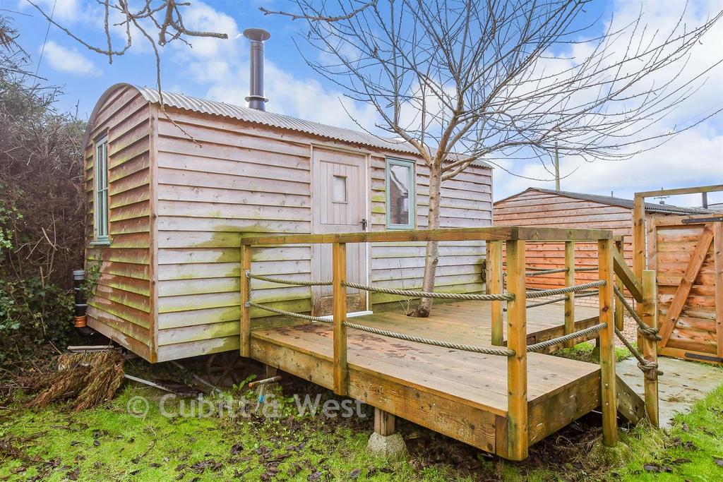 Workshop/Outbuildings