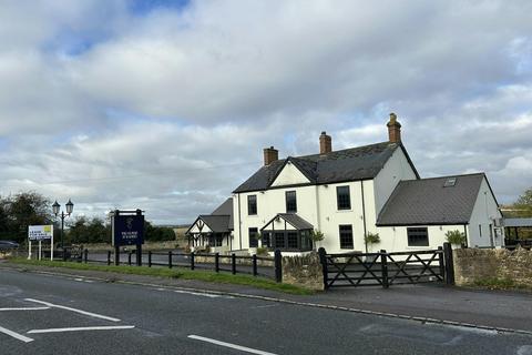 Pub to rent, Burford Rd Minster Lovell OX29 0RZ