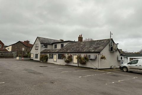 Pub for sale, Monkton Heathfield Rd Monkton Heathfield TA2 8NE