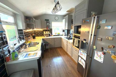 undefined, Saints Area, Luton LU3