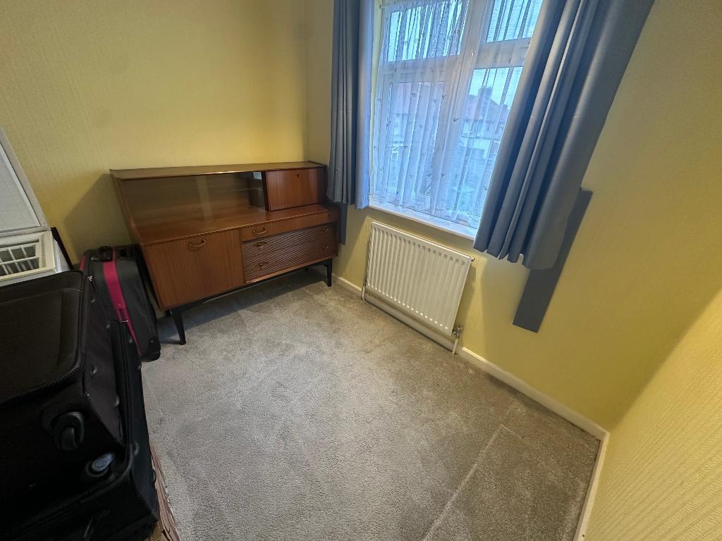 BEDROOM THREE 8'5 x 7'3