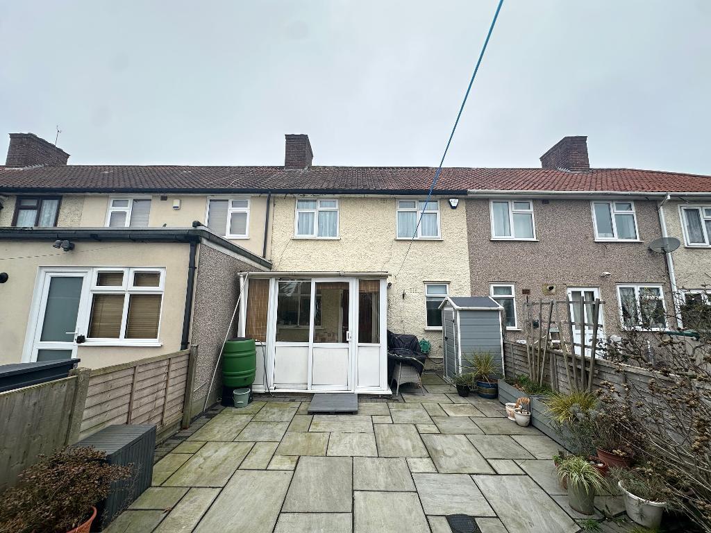 REAR GARDEN approx 70ft