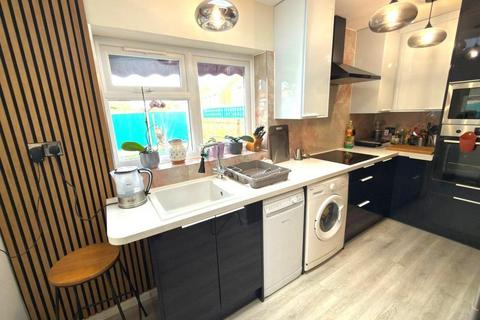 undefined, Leagrave, Luton LU4