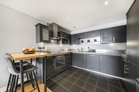 1 bedroom flat to rent, Coral Apartments, Western Gateway, Royal Victoria Docks, Excel, London, E16 1AQ