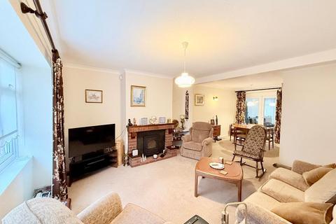 3 bedroom semi-detached house for sale, Calverton Road, Limbury Mead, Luton, Bedfordshire, LU3 2SY