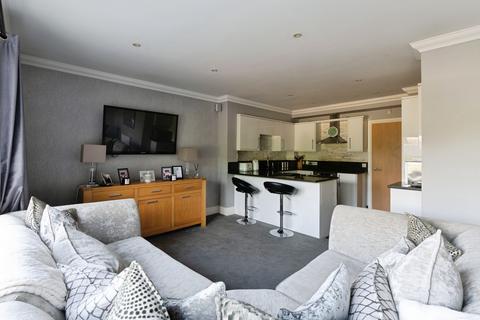 4 bedroom end of terrace house for sale, Norsey Road, Billericay, CM11