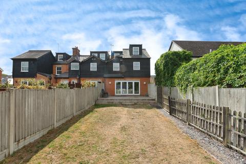 4 bedroom end of terrace house for sale, Norsey Road, Billericay, CM11