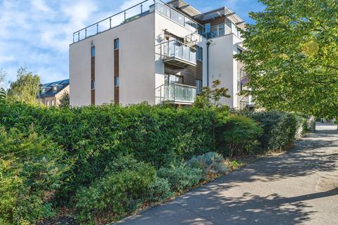 2 bedroom flat for sale, Chieftain Way, Cambridge, CB4