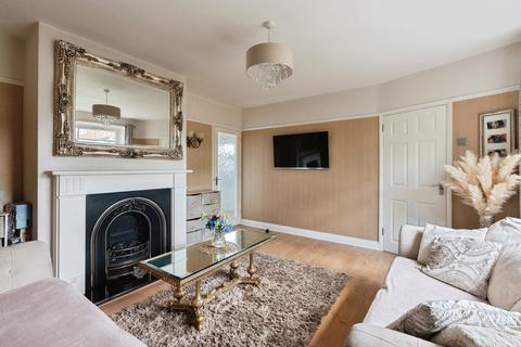 3 bedroom end of terrace house for sale, Birkbeck Road, Brentwood, CM13