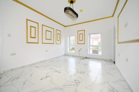 2 bedroom flat for sale, High Street, Alfreton, DE55