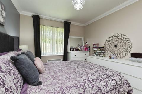 2 bedroom ground floor flat for sale, 102 Brighton Road, Coulsdon, CR5