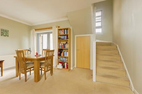 undefined, Errol Gardens, Glasgow, G5