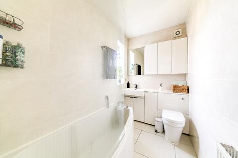 2 bedroom flat for sale, Coombe Road, Croydon, CR0
