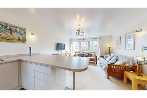 2 bedroom flat for sale, 6 Priory Courtyard, Ramsgate, CT11