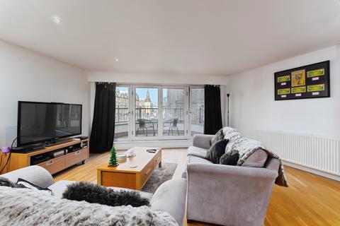 2 bedroom flat for sale, 27 Gallowgate, Glasgow, G1