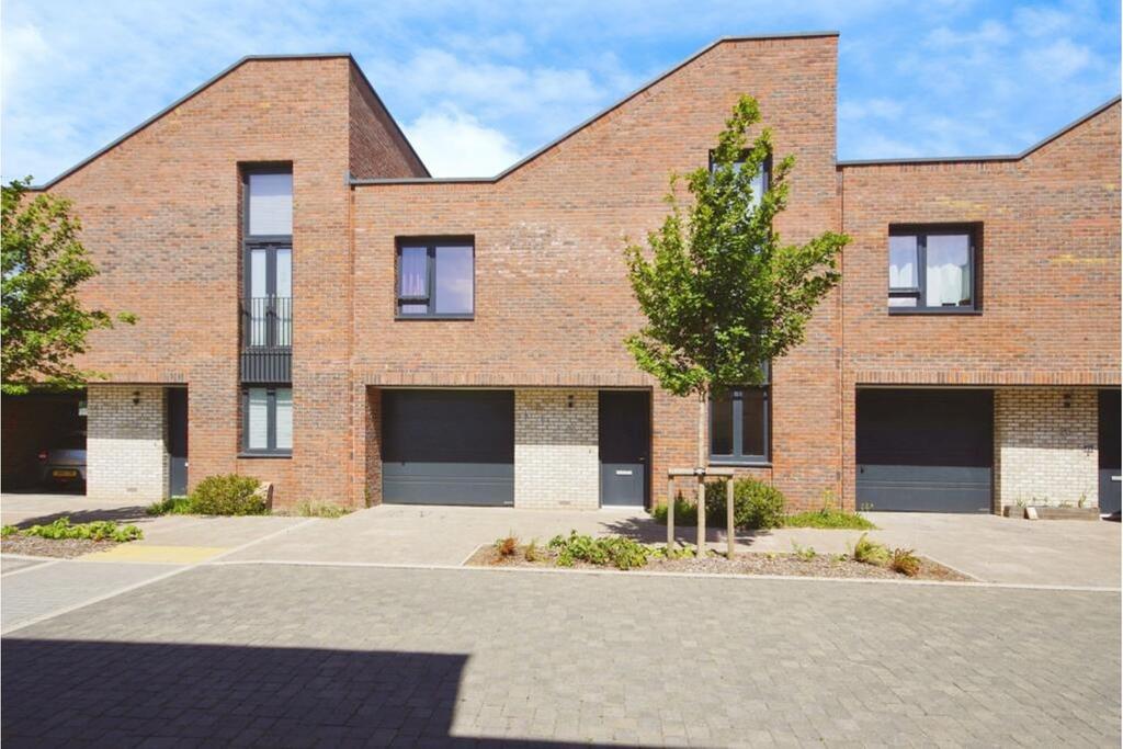 House in Bristol, Hangar District, Charlton Hayes