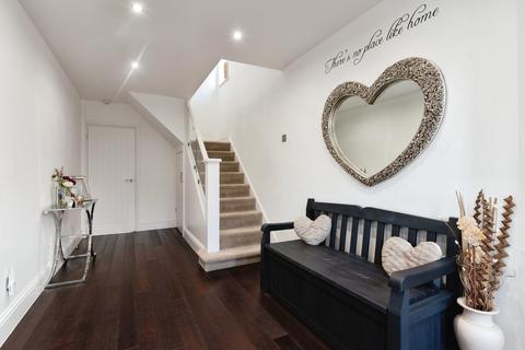 4 bedroom detached house for sale, Western Road, Billericay, CM12