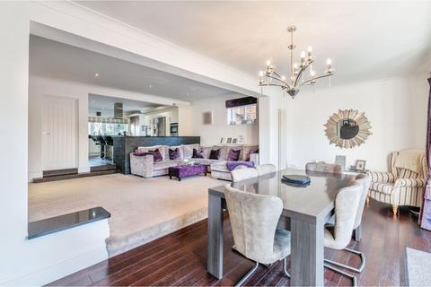 4 bedroom detached house for sale, Western Road, Billericay, CM12