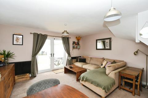 undefined, Canal Court, Saxilby. Lincoln, LN1