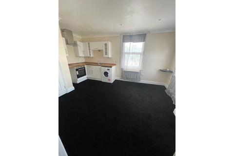 Blunt Road, South Croydon, CR2