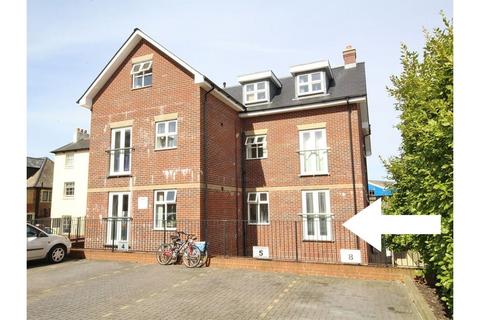 17 Blandford Road, Poole, BH15