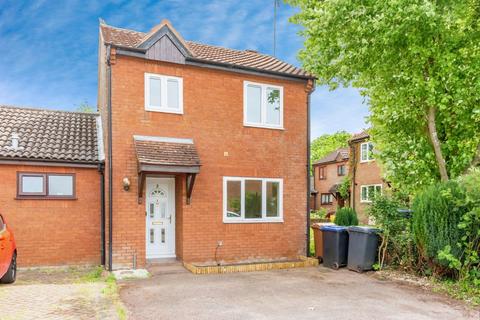 2 bedroom semi-detached house for sale, Mallard Close, Northampton, NN4