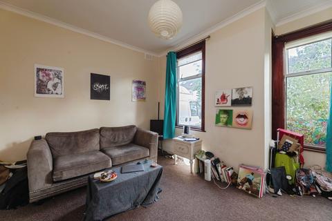 undefined, Meanley Road, London, E12