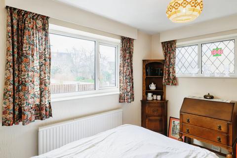 2 bedroom detached bungalow for sale, Moulsham Chase, Chelmsford, CM2