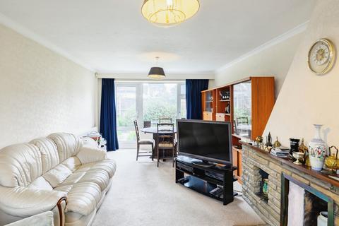 2 bedroom detached bungalow for sale, Moulsham Chase, Chelmsford, CM2