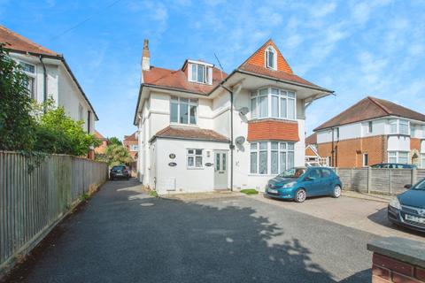 2 bedroom ground floor flat for sale, Southwood Avenue, Bournemouth, BH6