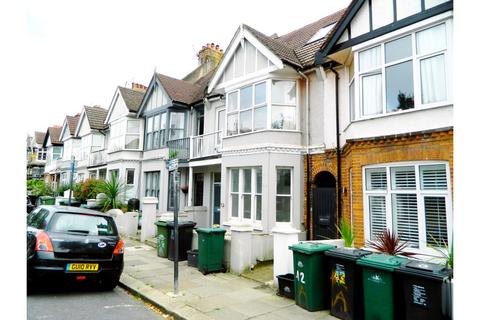 2 bedroom ground floor flat for sale, Lyndhurst Road, Hove, BN3