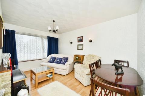 1 bedroom ground floor flat for sale, Poynings Drive, Hove, BN3