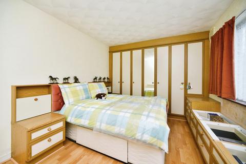 1 bedroom ground floor flat for sale, Poynings Drive, Hove, BN3