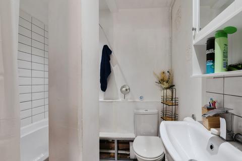 2 bedroom ground floor maisonette for sale, Abenberg Way, Brentwood, CM13